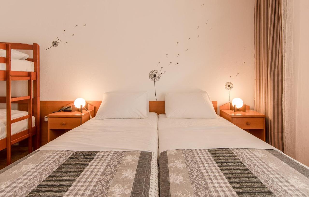 Hotel Barba Starigrad Paklenica Ngoại thất bức ảnh