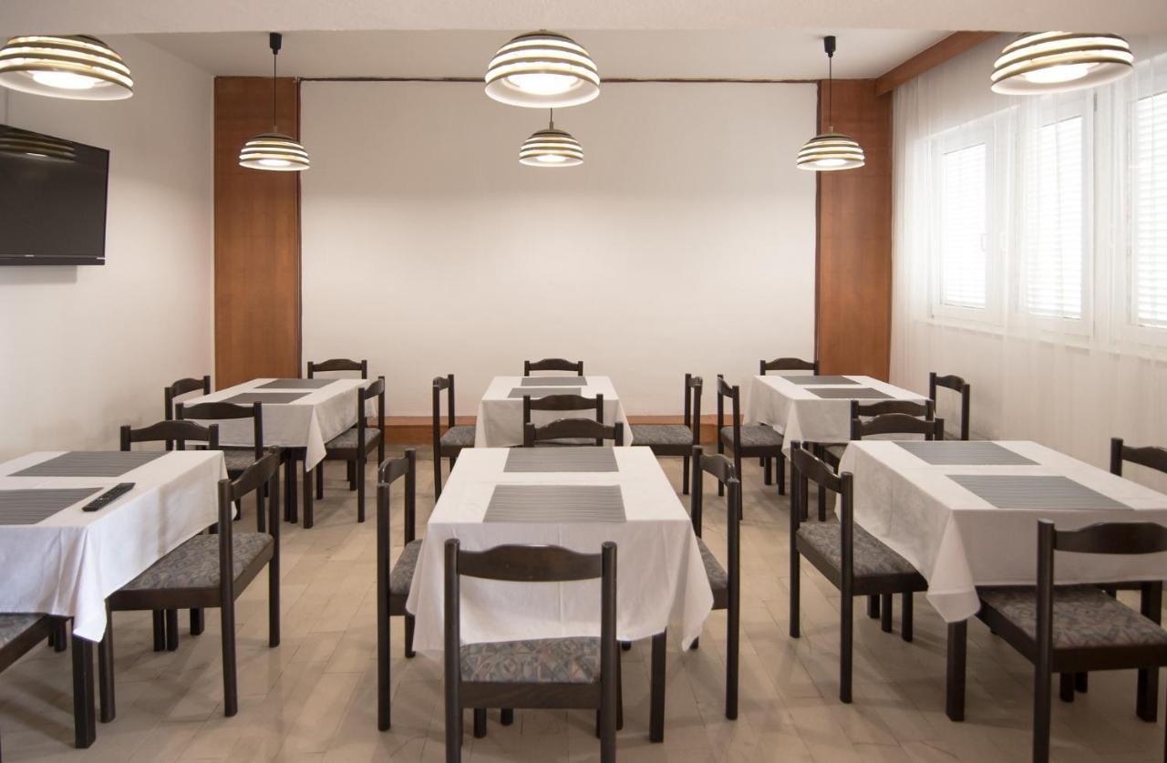 Hotel Barba Starigrad Paklenica Ngoại thất bức ảnh