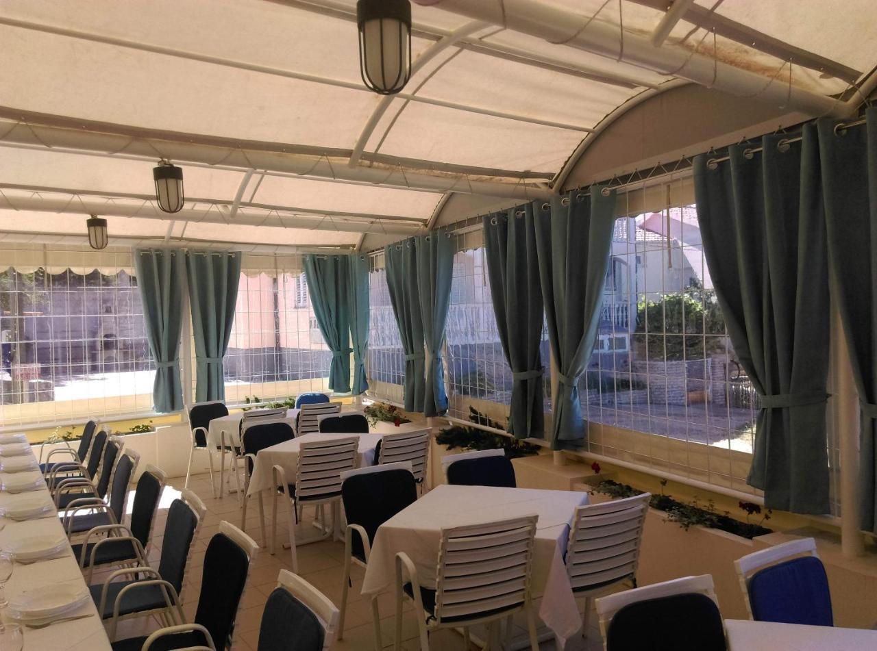 Hotel Barba Starigrad Paklenica Ngoại thất bức ảnh